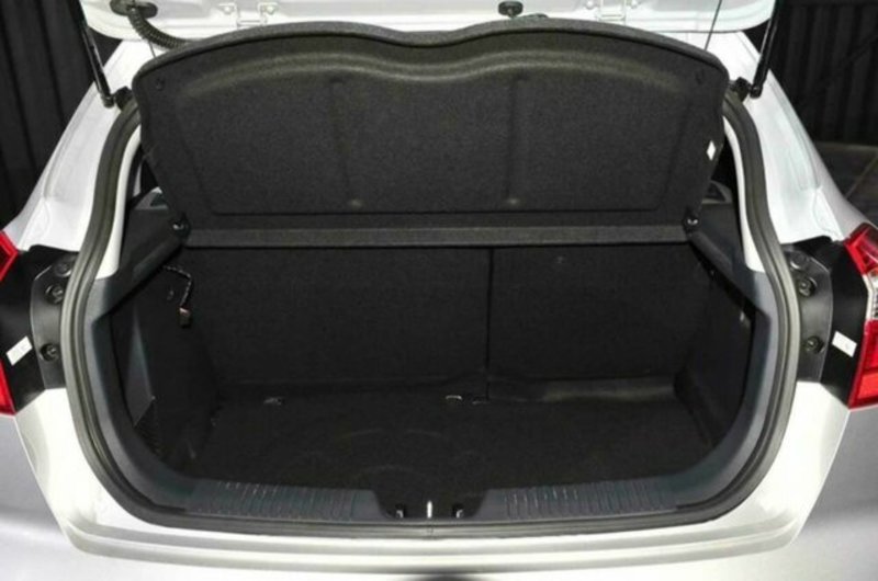 2015 KIA RIO S UB MY15