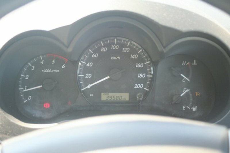 2012 TOYOTA HILUX SR (4x4) KUN26R MY12