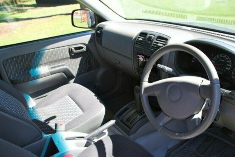 2004 HOLDEN RODEO LX CREW CAB RA