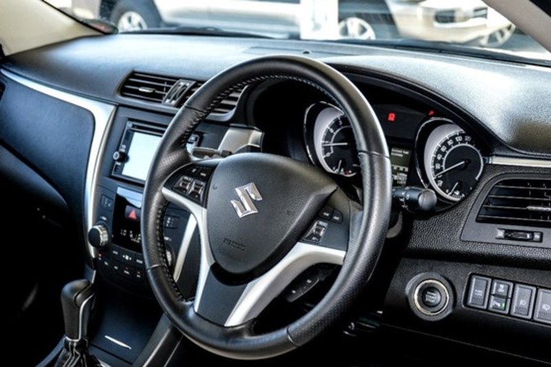 2012 SUZUKI KIZASHI SPORT AWD FR MY13