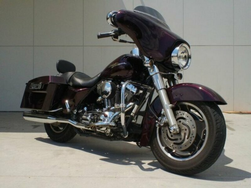 2006 HARLEY-DAVIDSON STREET GLIDE FLHXA11037