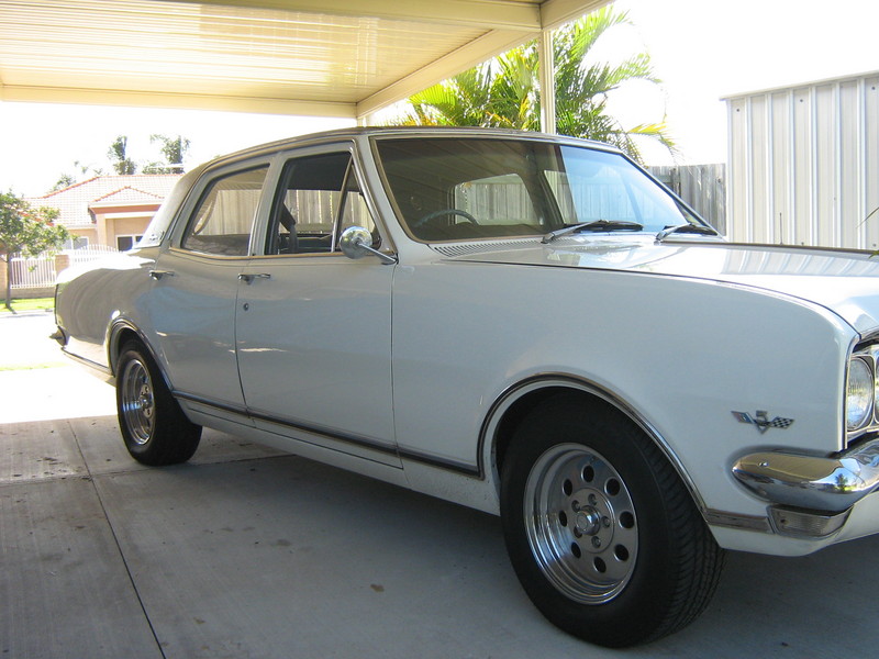 1968 HOLDEN BROUGHAM HK