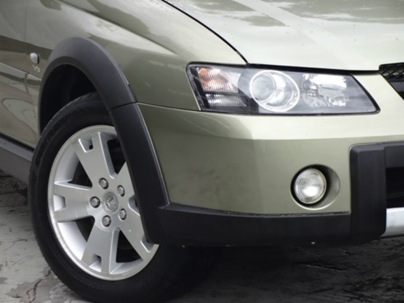 2004 HOLDEN ADVENTRA LX8 VY II