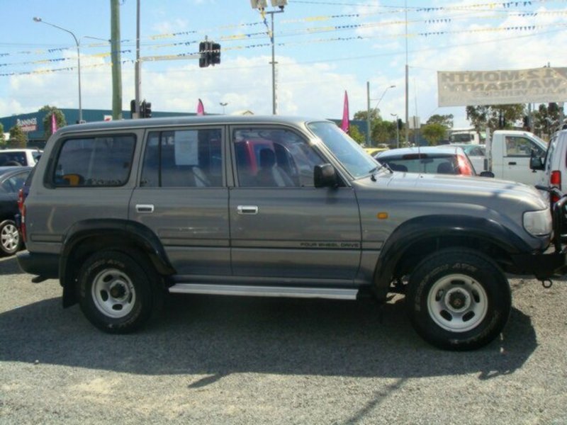 1995 TOYOTA LANDCRUISER GXL (4x4)