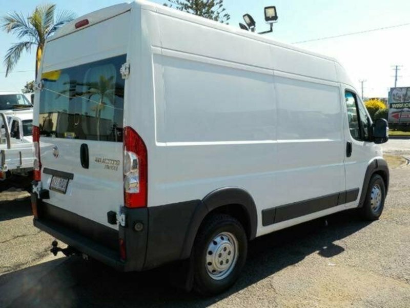 2011 FIAT DUCATO JTD Mid Roof MWB Series II MY10