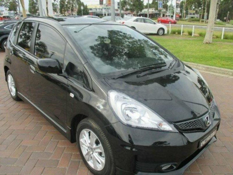 2012 HONDA JAZZ VTi GE