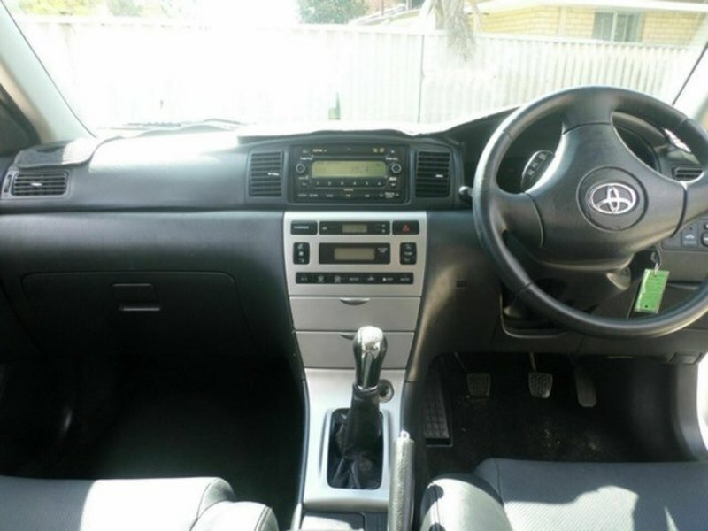 2005 TOYOTA COROLLA SPORTIVO ZZE123R