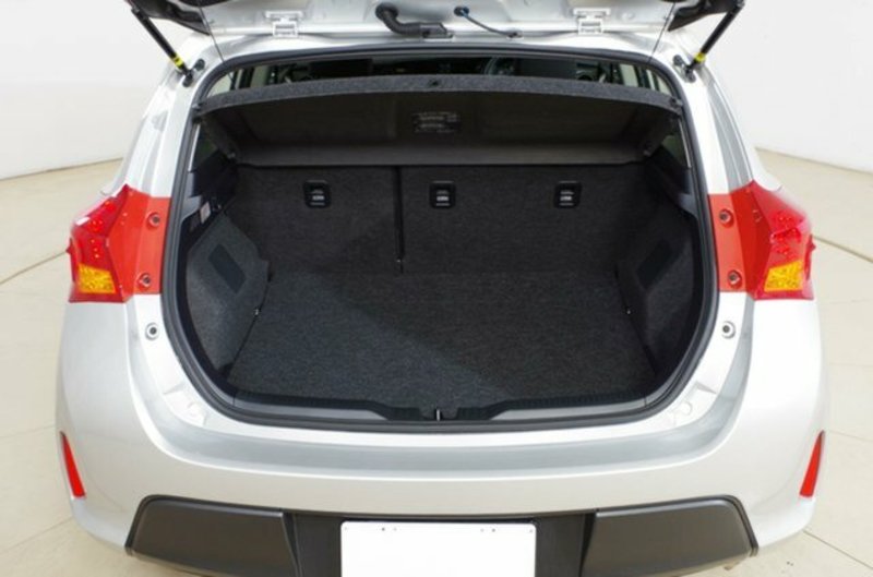 2014 TOYOTA COROLLA Ascent S-CVT ZRE182R