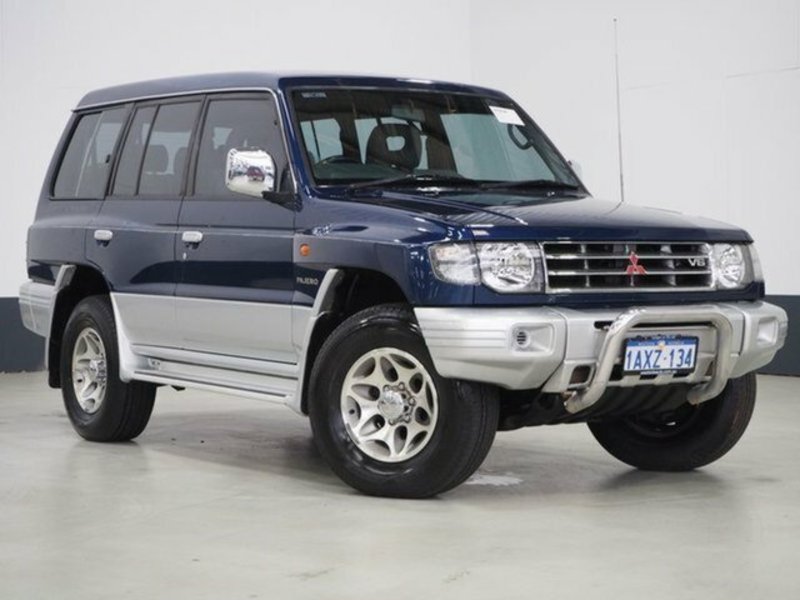 1998 MITSUBISHI PAJERO GLS LWB (4x4) NL
