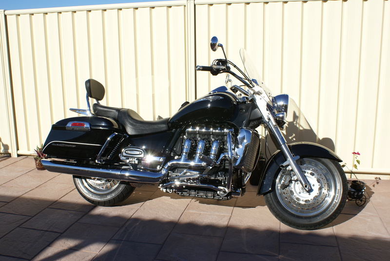 2008 TRIUMPH ROCKET III TOURING
