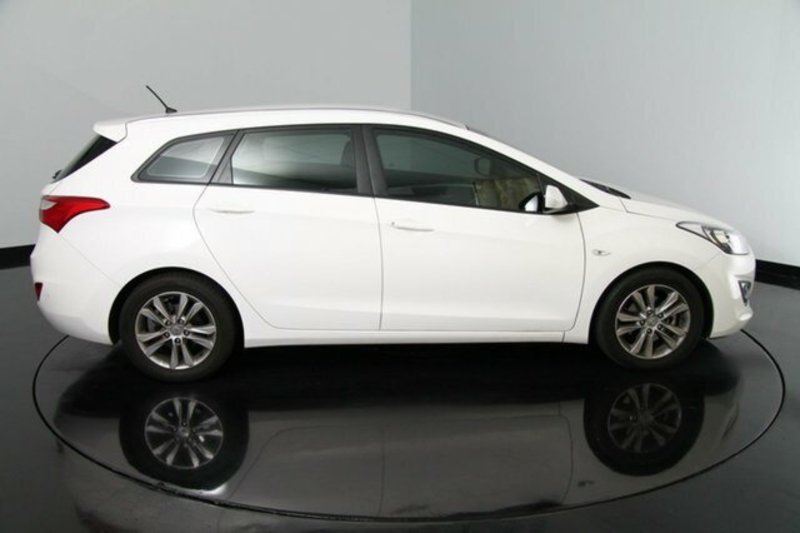 2013 HYUNDAI i30 Active Tourer GD