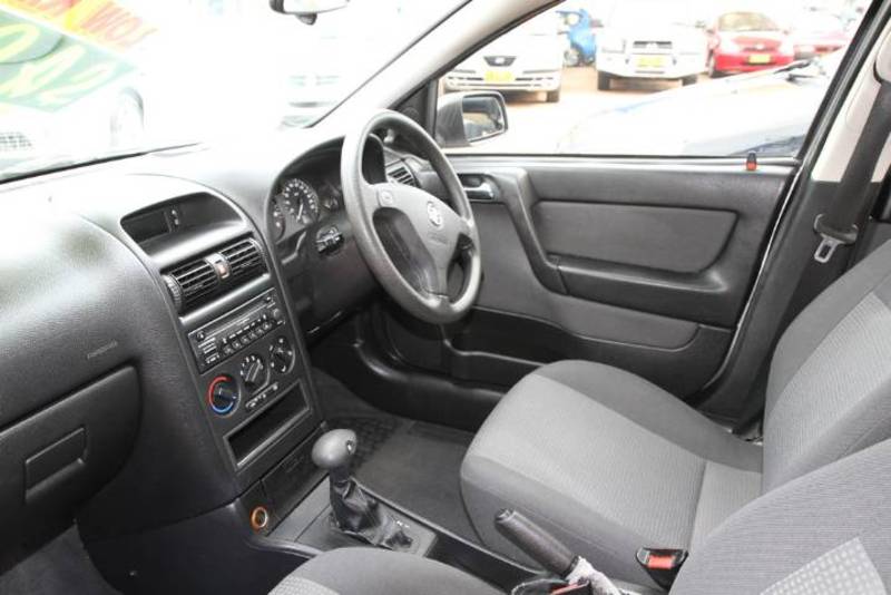 2003 HOLDEN ASTRA CITY TS