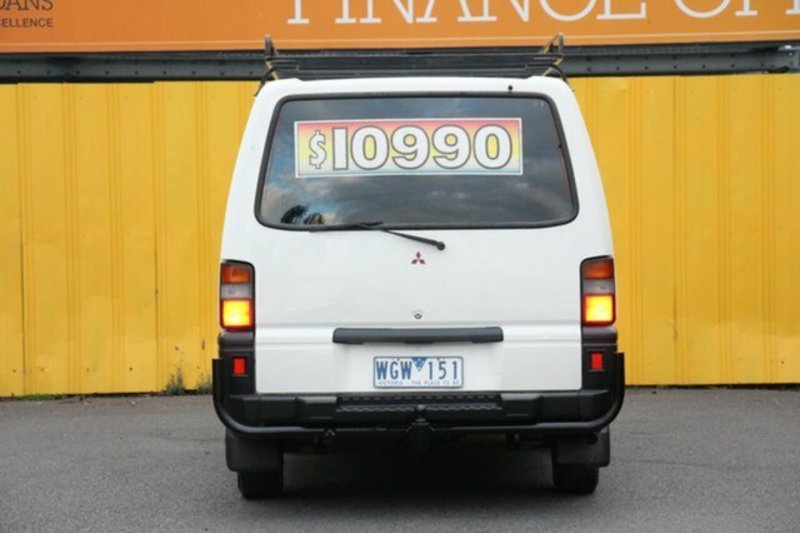 2009 MITSUBISHI EXPRESS SWB SJ MY09
