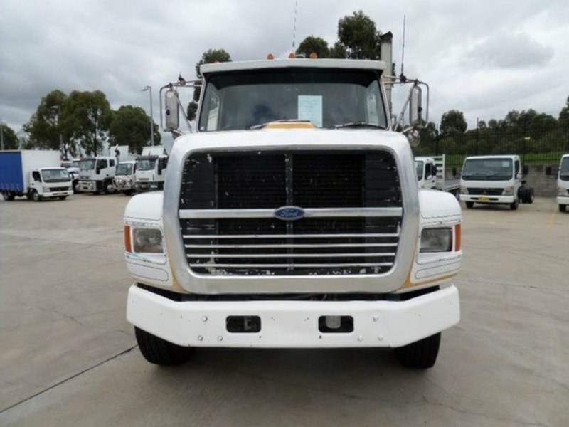 1990 FORD LOUISVILLE L9000