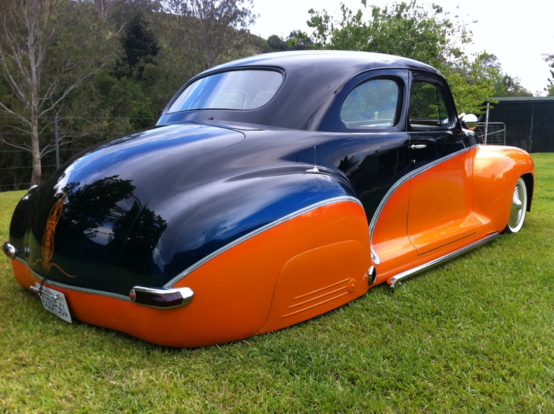 1946 PLYMOUTH DELUXE