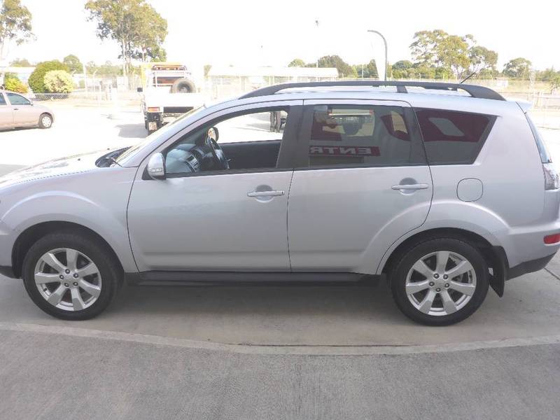 2012 MITSUBISHI OUTLANDER XLS ZH MY12