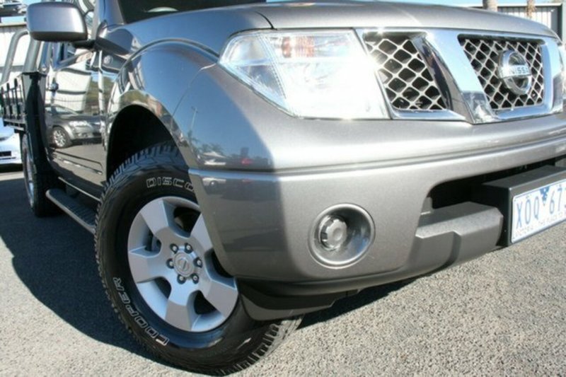 2010 NISSAN NAVARA ST-X (4x4) D40