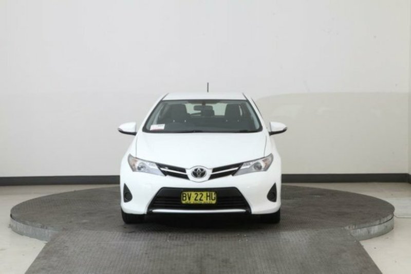 2013 TOYOTA COROLLA ASCENT ZRE182R