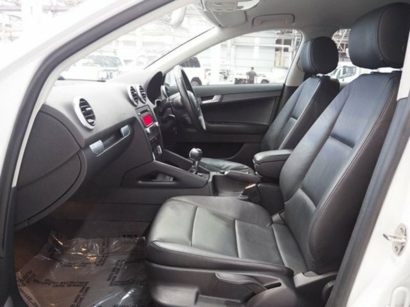 2012 AUDI A3 SPORTBACK 1.6 TDI ATTRACTION 8P MY12