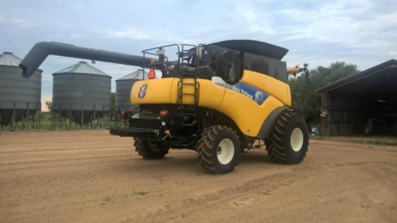 2011 NEW HOLLAND CR9080 CR9080 HarvesterHeader