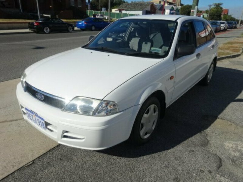2002 FORD LASER LXi KQ
