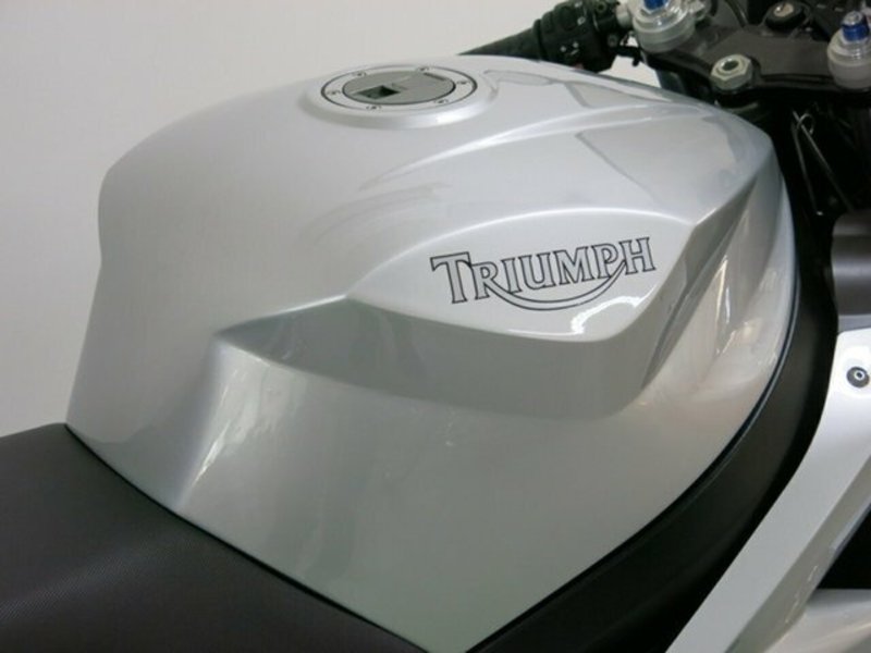 2003 TRIUMPH 600CC DAYTONA 600 MY03