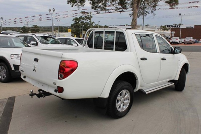 2014 MITSUBISHI TRITON GLX DOUBLE CAB MN MY15