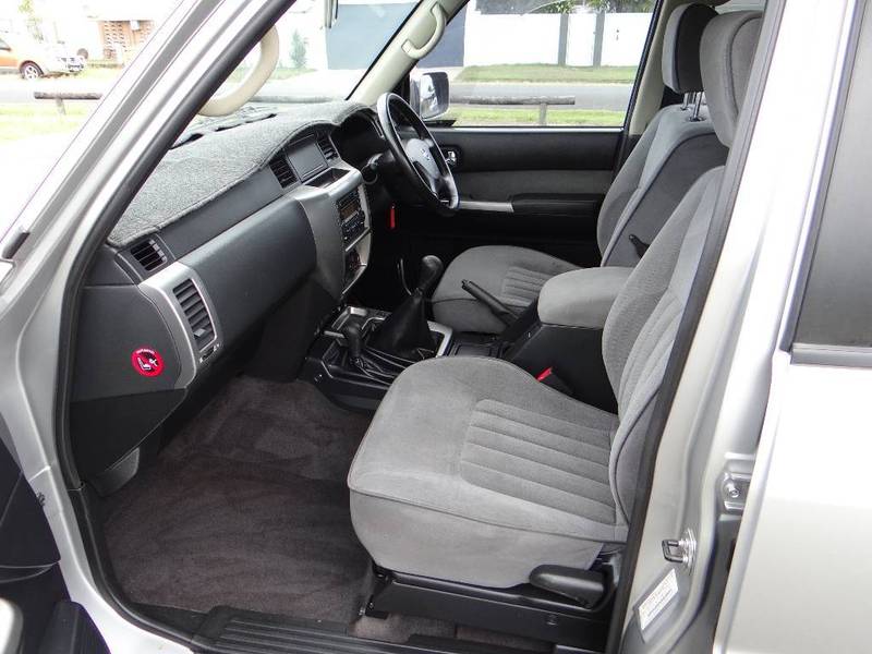 2011 NISSAN PATROL ST (4x4) GU VII