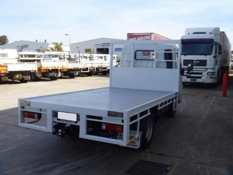 2017 FUSO Canter 515 Canter 515 Truck