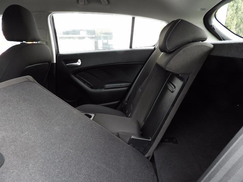 2016 KIA CERATO S YD