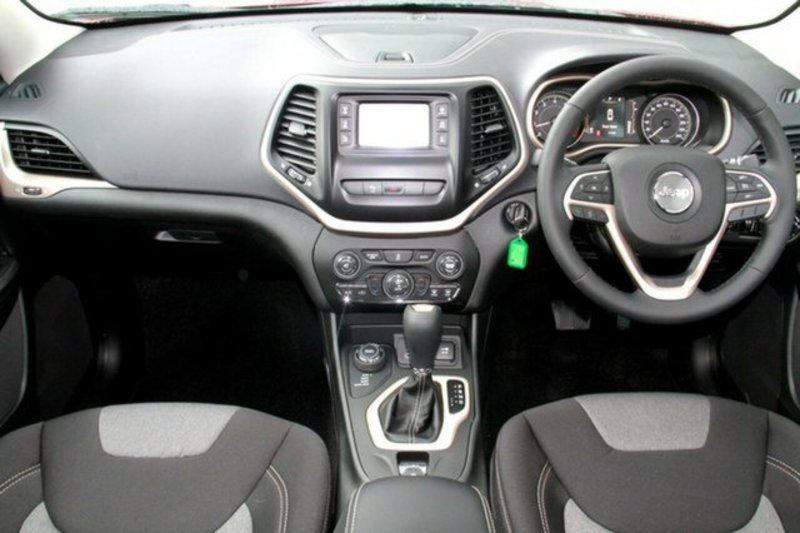 2014 JEEP CHEROKEE Longitude (4x4) KL
