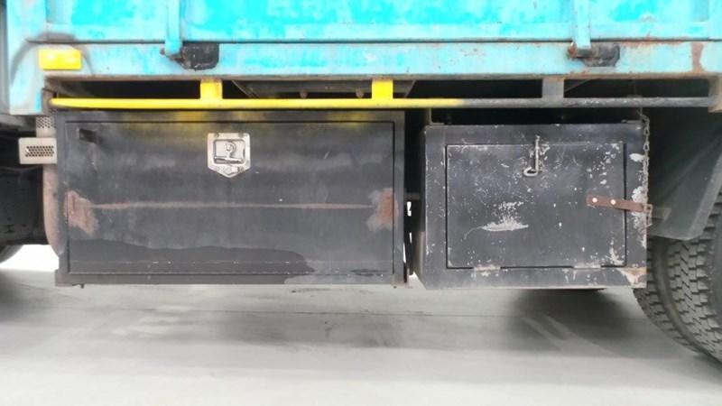 2006 FUSO CANTER