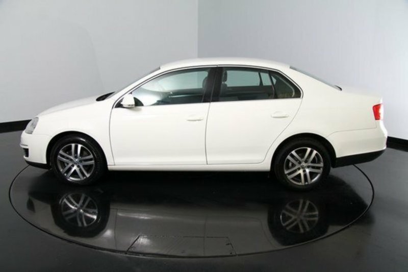 2007 VOLKSWAGEN JETTA 2.0 TDI 1KM