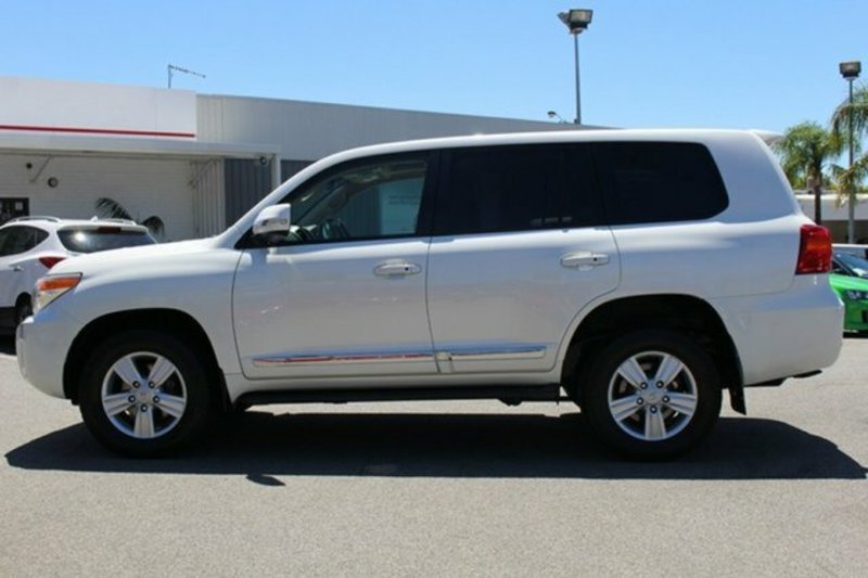2012 TOYOTA LANDCRUISER SAHARA (4x4) VDJ200R MY12