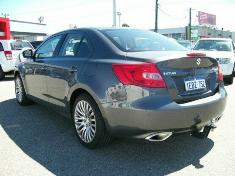 2012 SUZUKI KIZASHI Prestige FR MY13