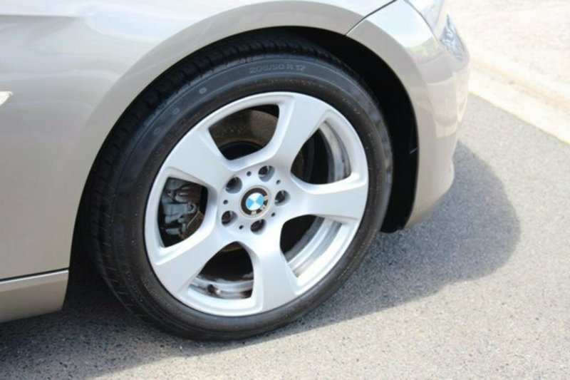 2008 BMW 3 23i E92