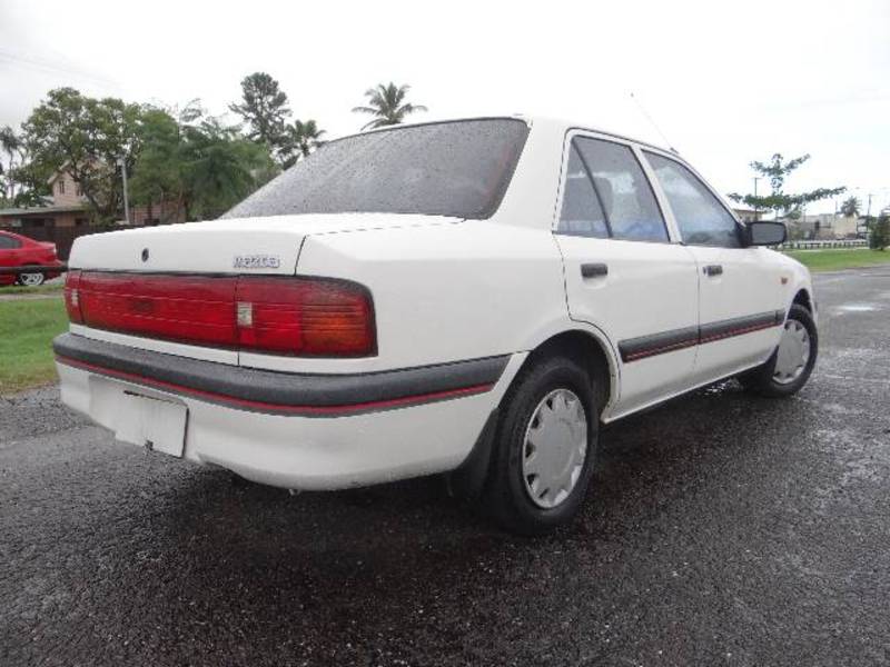 1995 MAZDA 323 PROTEGE
