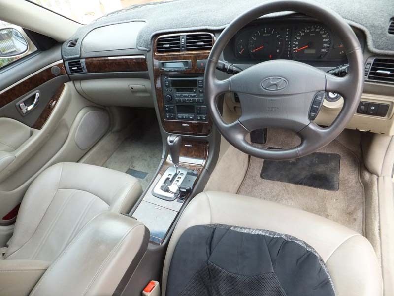 2001 HYUNDAI GRANDEUR XG
