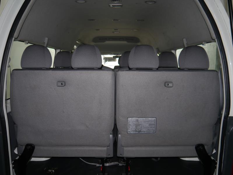 2011 TOYOTA HIACE COMMUTER TRH223R MY11