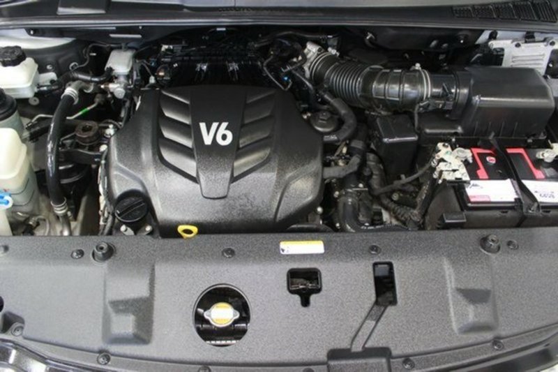 2011 KIA GRAND CARNIVAL S VQ MY12