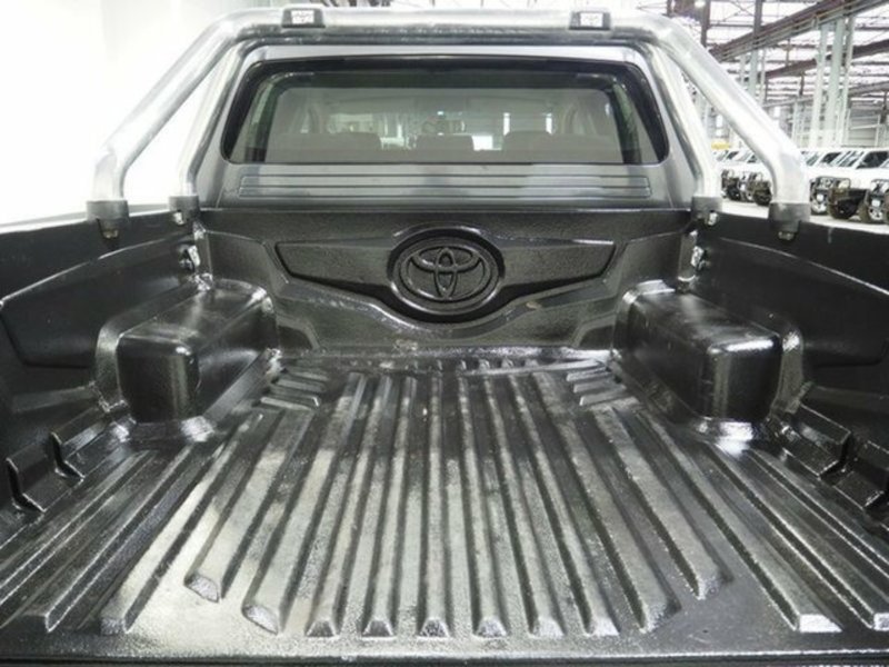 2011 TOYOTA HILUX SR5 (4x4) KUN26R MY11 UPGRADE