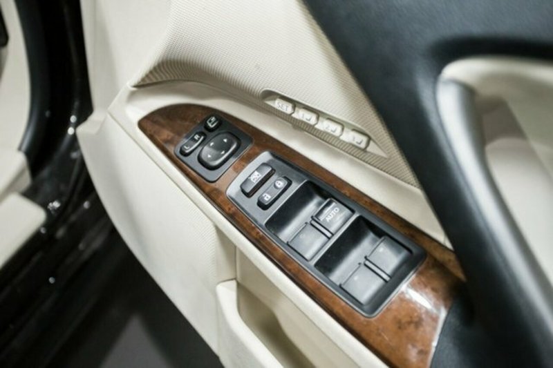 2010 LEXUS IS250C SPORTS LUXURY GSE20R