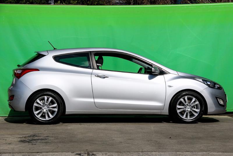 2013 HYUNDAI i30 SE