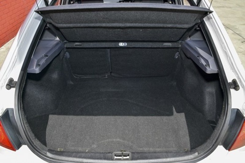 2002 HYUNDAI ELANTRA GL XD