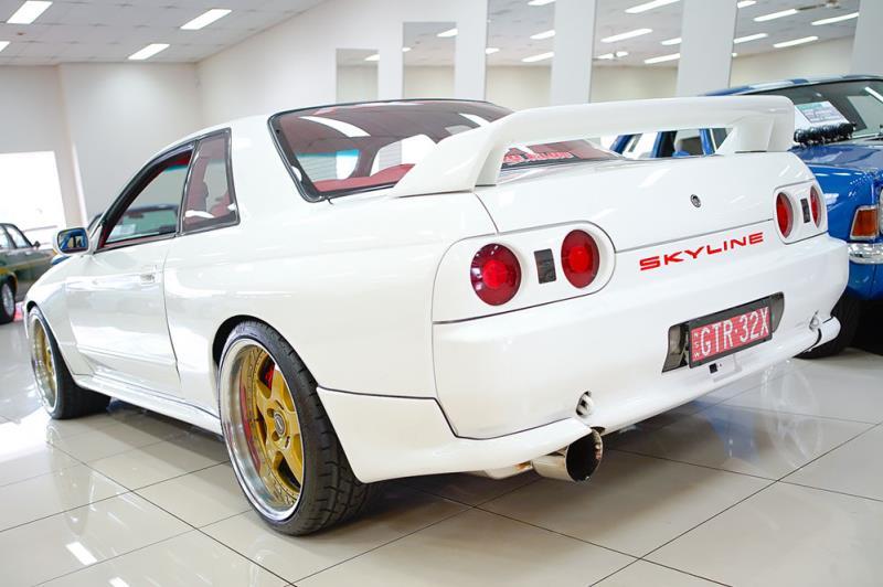 1989 NISSAN SKYLINE GT-R R32