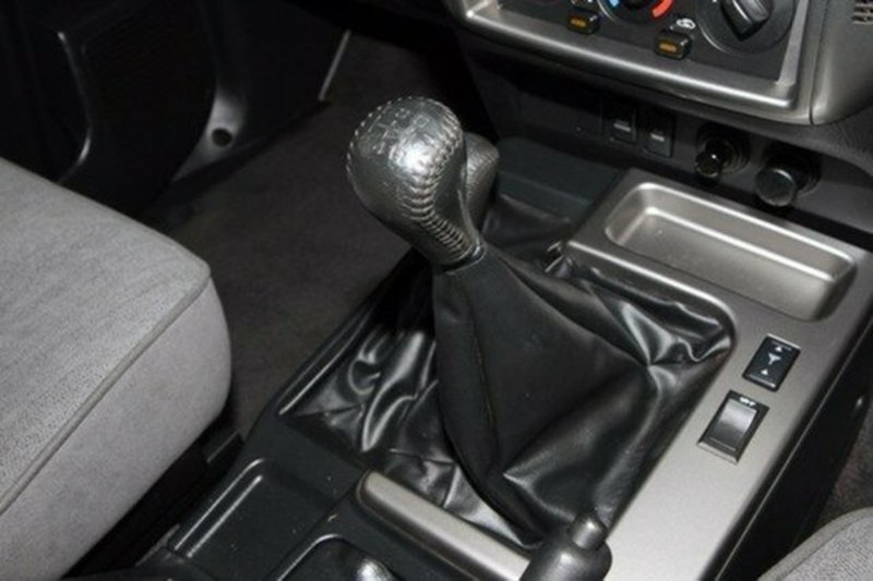 2011 NISSAN PATROL ST (4x4) GU VII
