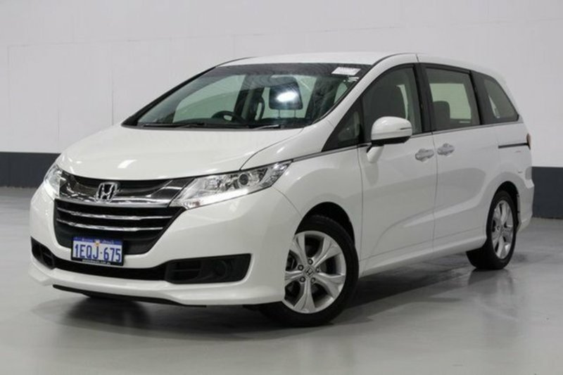 2014 HONDA ODYSSEY VTi RC