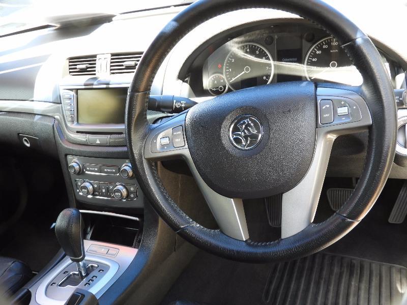 2011 HOLDEN CALAIS VE II