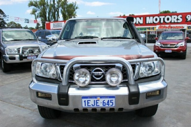 2006 NISSAN PATROL ST 4X4