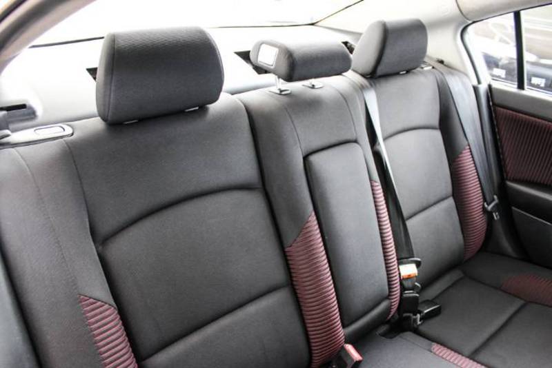 2004 MAZDA MAZDA3 SP23 BK